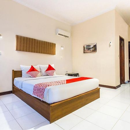 Hotel Capital O 2796 Medana Bay Marina à Tanjung  Extérieur photo