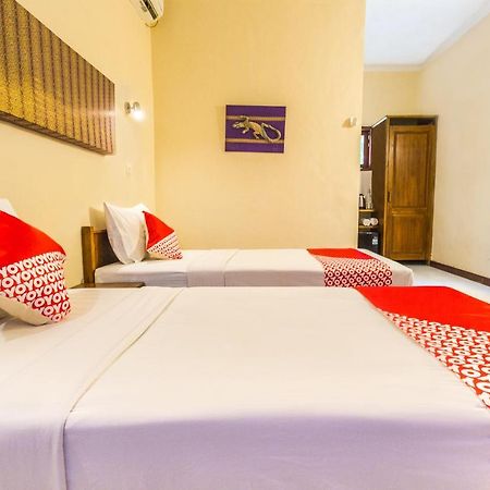 Hotel Capital O 2796 Medana Bay Marina à Tanjung  Extérieur photo