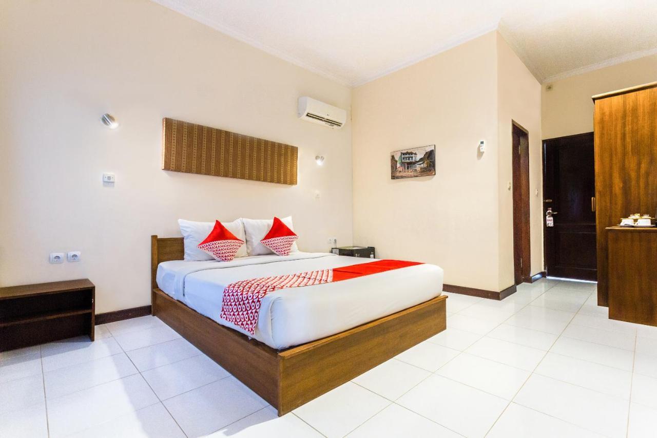Hotel Capital O 2796 Medana Bay Marina à Tanjung  Extérieur photo