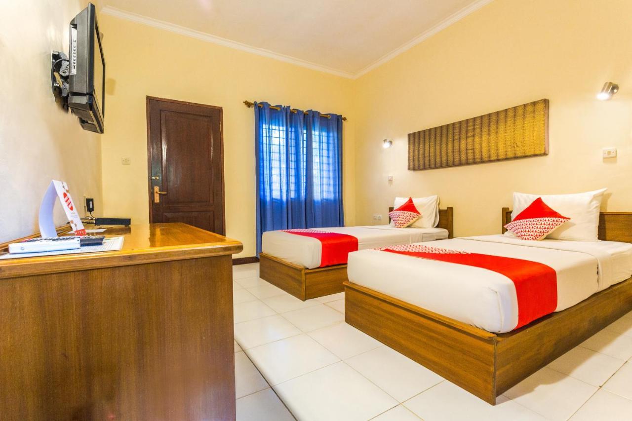 Hotel Capital O 2796 Medana Bay Marina à Tanjung  Extérieur photo