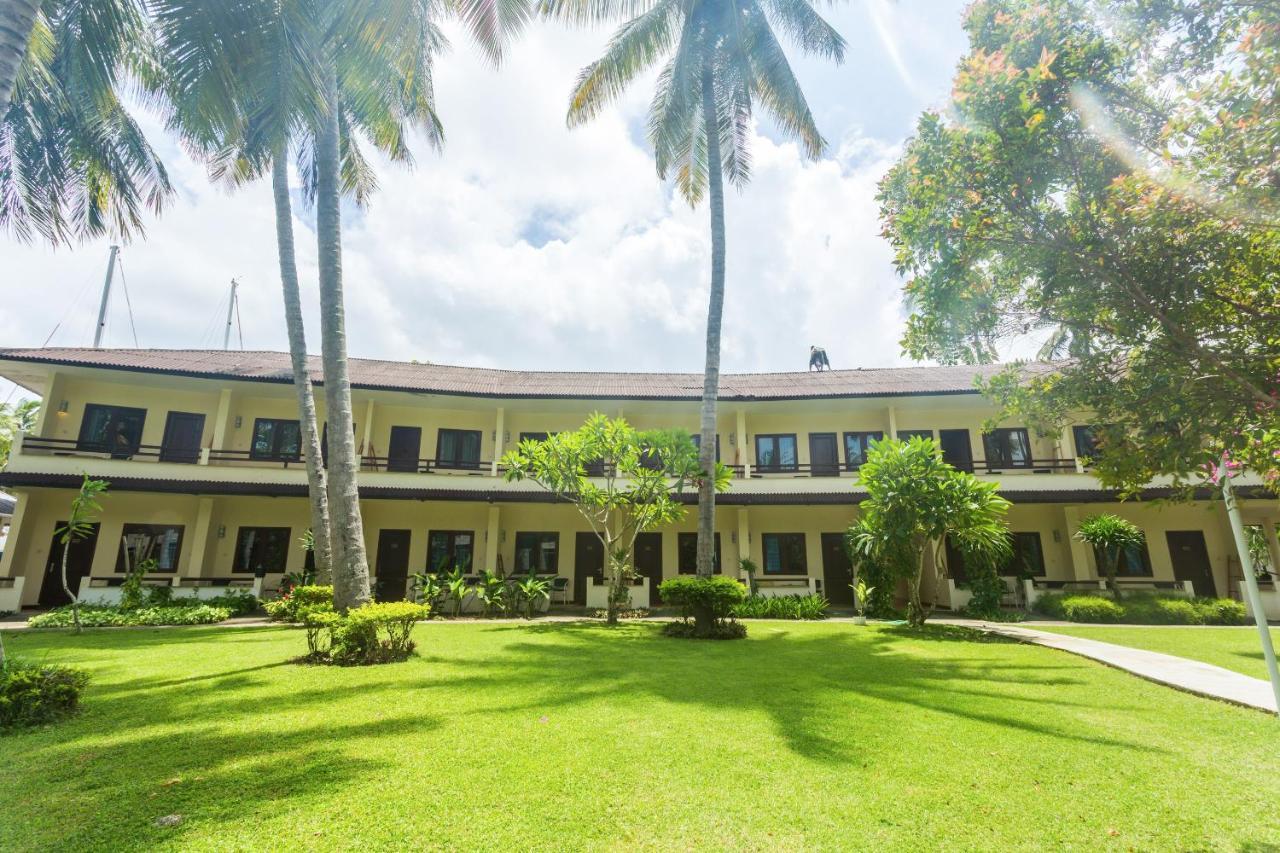 Hotel Capital O 2796 Medana Bay Marina à Tanjung  Extérieur photo