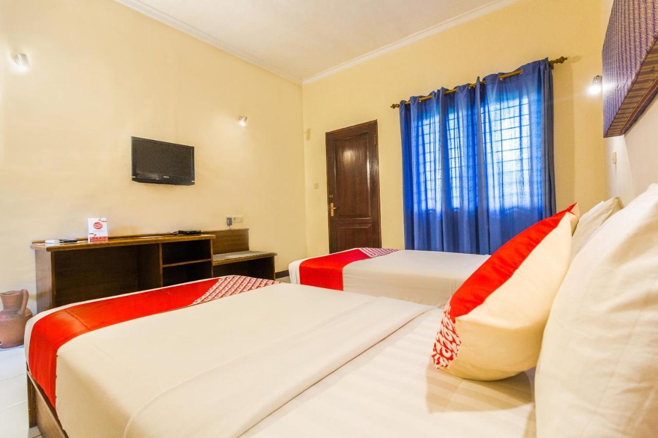 Hotel Capital O 2796 Medana Bay Marina à Tanjung  Extérieur photo